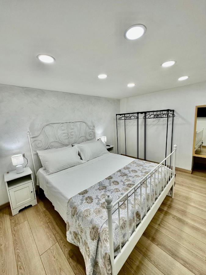 Apartamento La Casa Di Elisa Nápoles Exterior foto